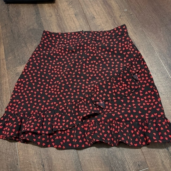 Nastygal heart print coquette mini skirt  4 - Picture 2 of 6